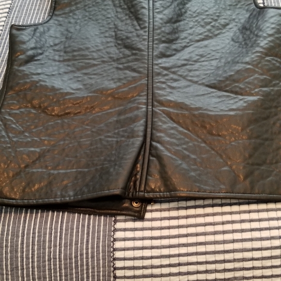 Leather Vest - Picture 2 of 5